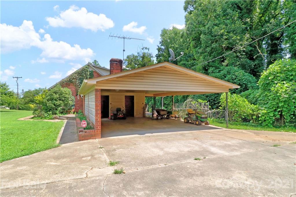 1501 Smith Farm Road Stony Point, NC 28678 - Photo 29 of 38 Gallery Image 29