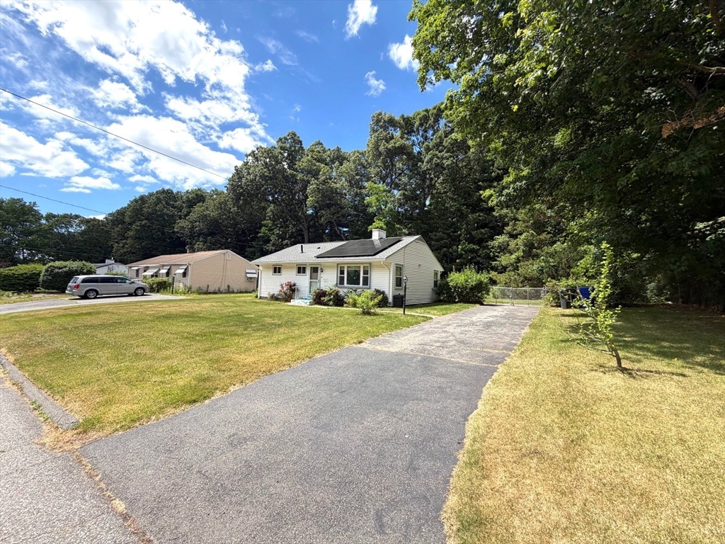 32 Crestmont Street Springfield, MA 01108 - Photo 34 of 34