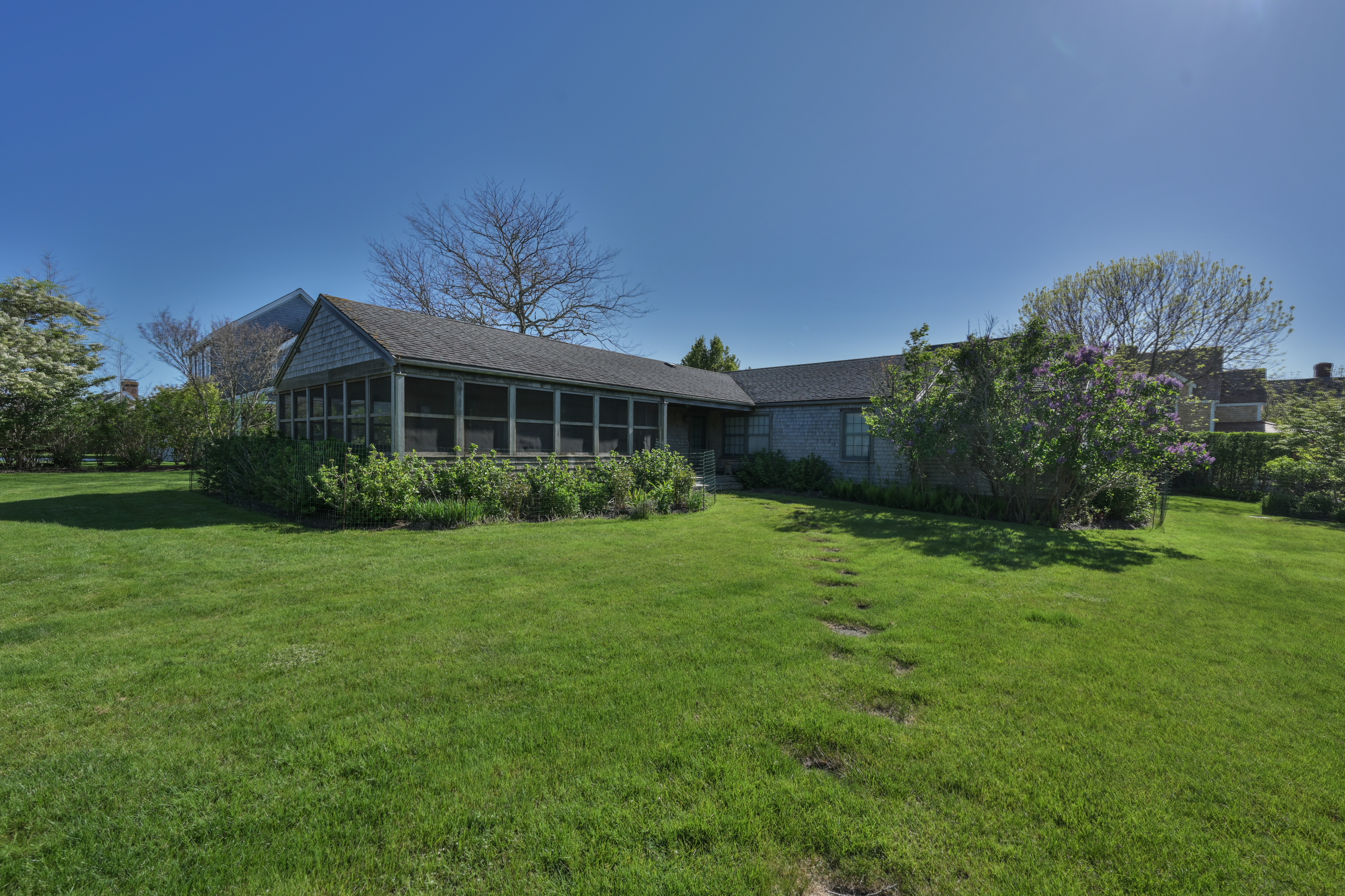 78 Cliff Road Nantucket, MA 02554 - Photo 2 of 32 Gallery Image 2