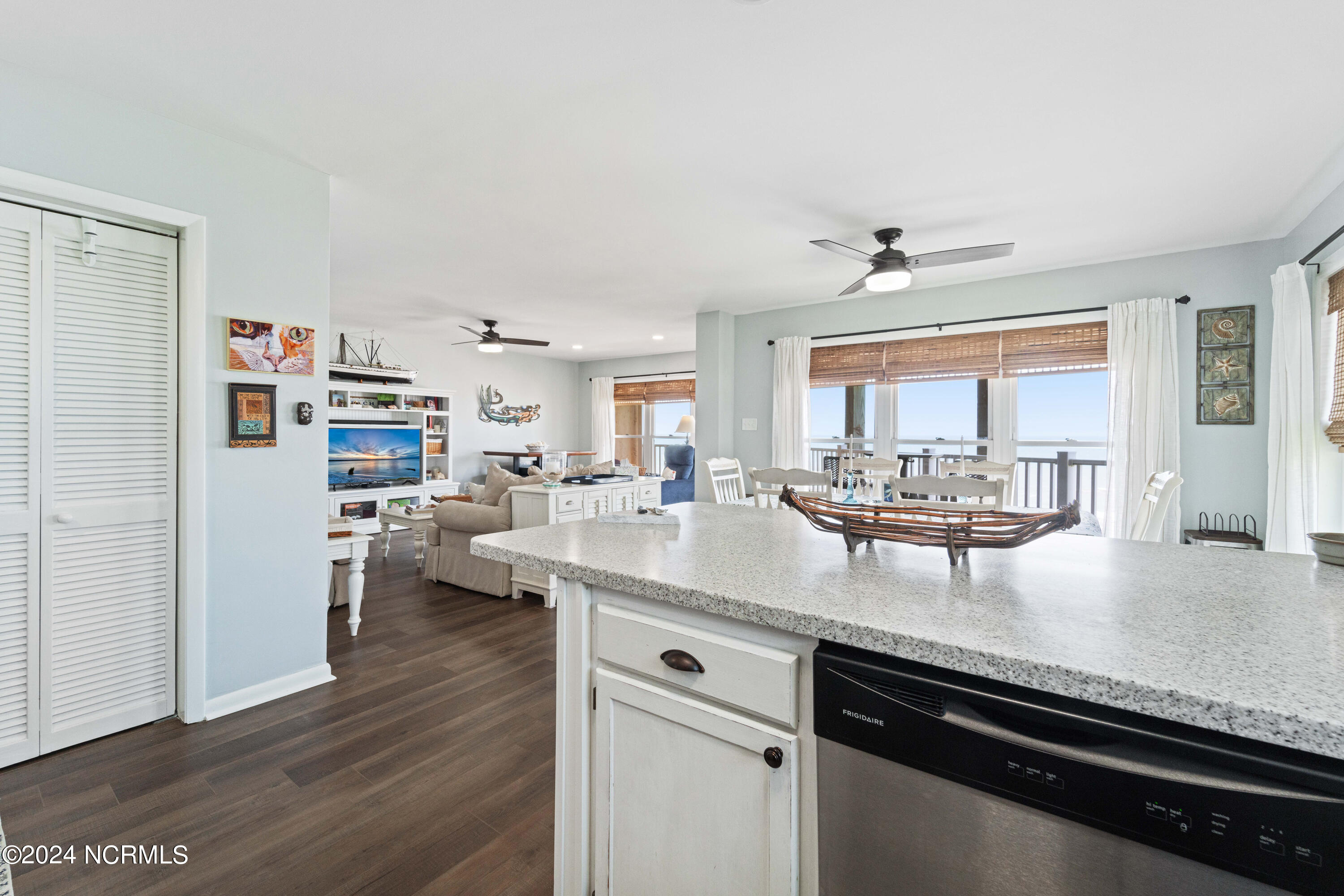 1840 New River Inlet Road, Unit 2311B North Topsail Beach, NC 28460 - Photo 23 of 69 DSC07594