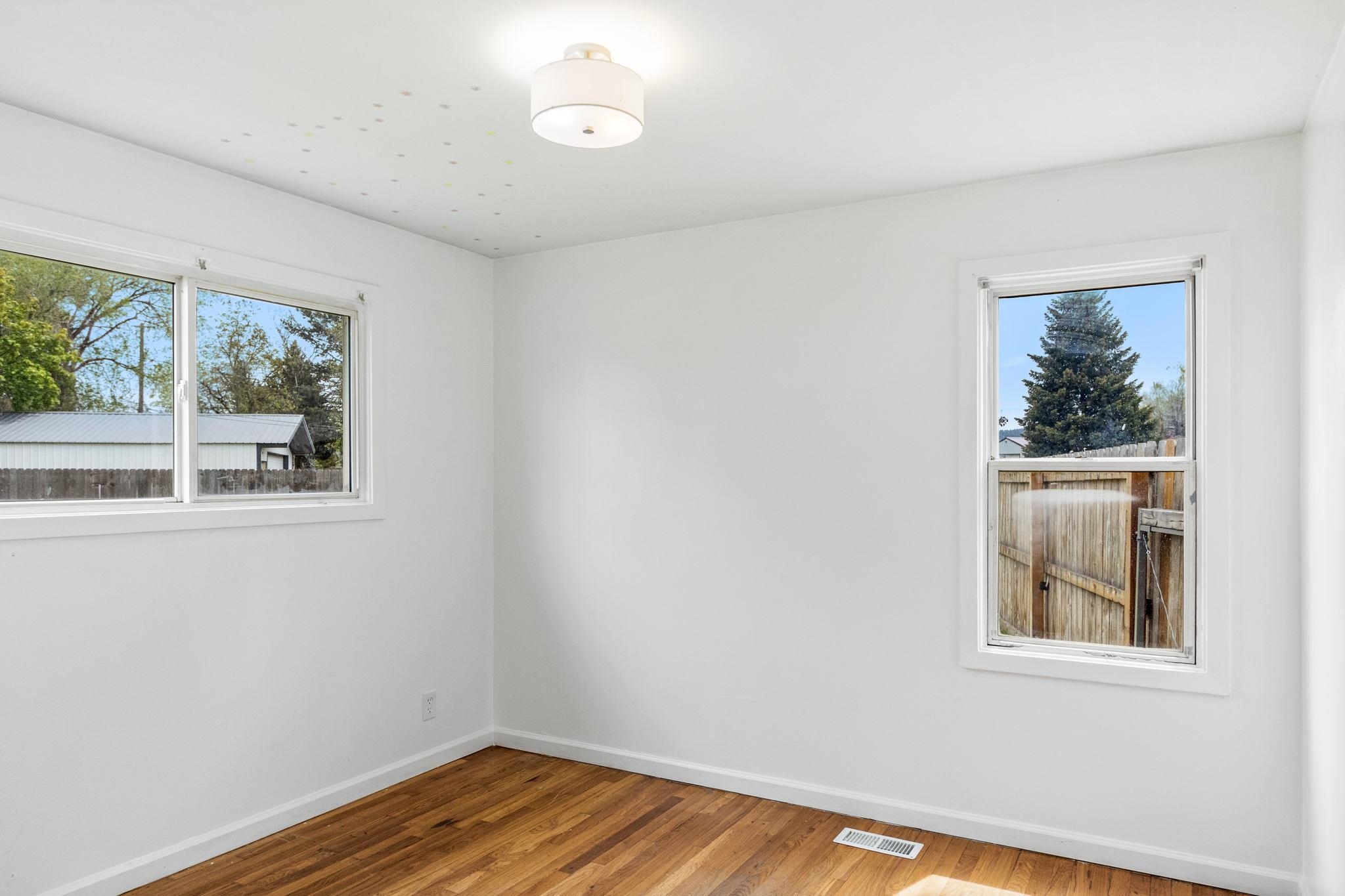 1330 North Lily Road Spokane, WA 99212 - Photo 20 of 49 Gallery Image 20