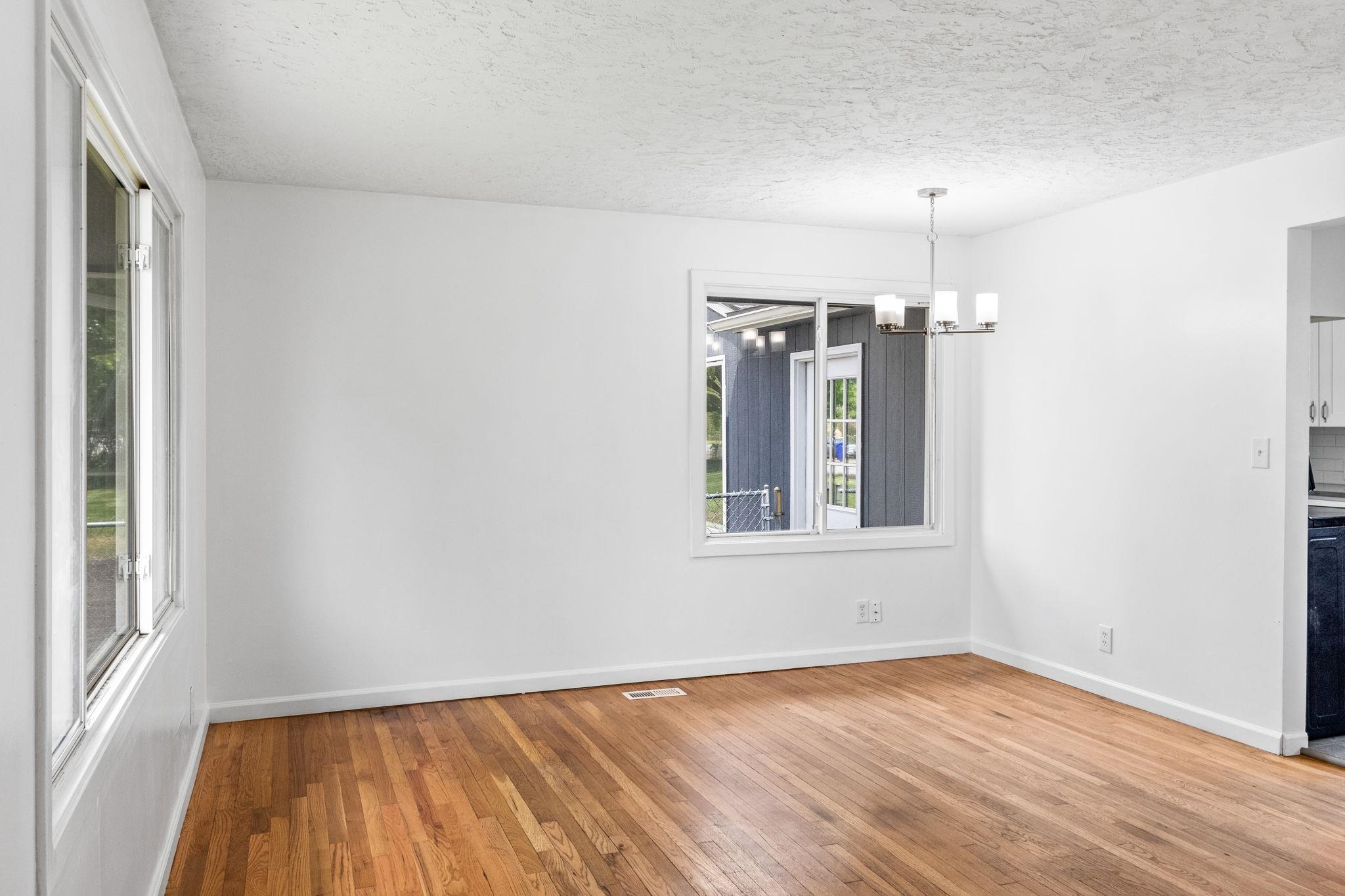 1330 North Lily Road Spokane, WA 99212 - Photo 8 of 49 Gallery Image 8