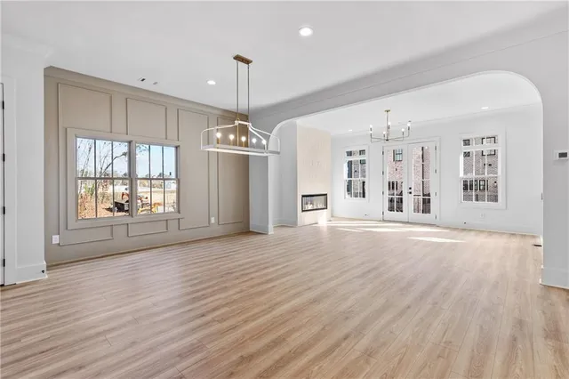 $725,000 | 345 Sugarview Road, Sugar Hill, GA 30518