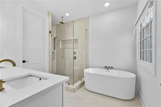 $725,000 | 345 Sugarview Road, Sugar Hill, GA 30518