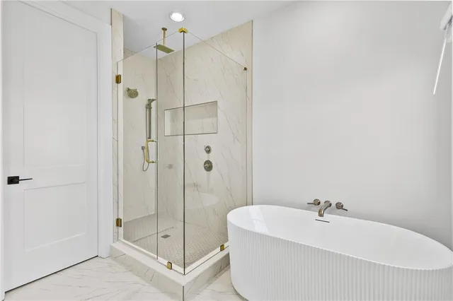 $725,000 | 345 Sugarview Road, Sugar Hill, GA 30518