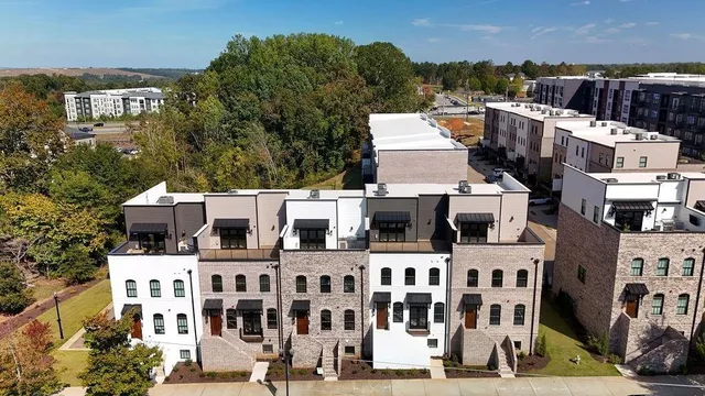 $725,000 | 345 Sugarview Road, Sugar Hill, GA 30518