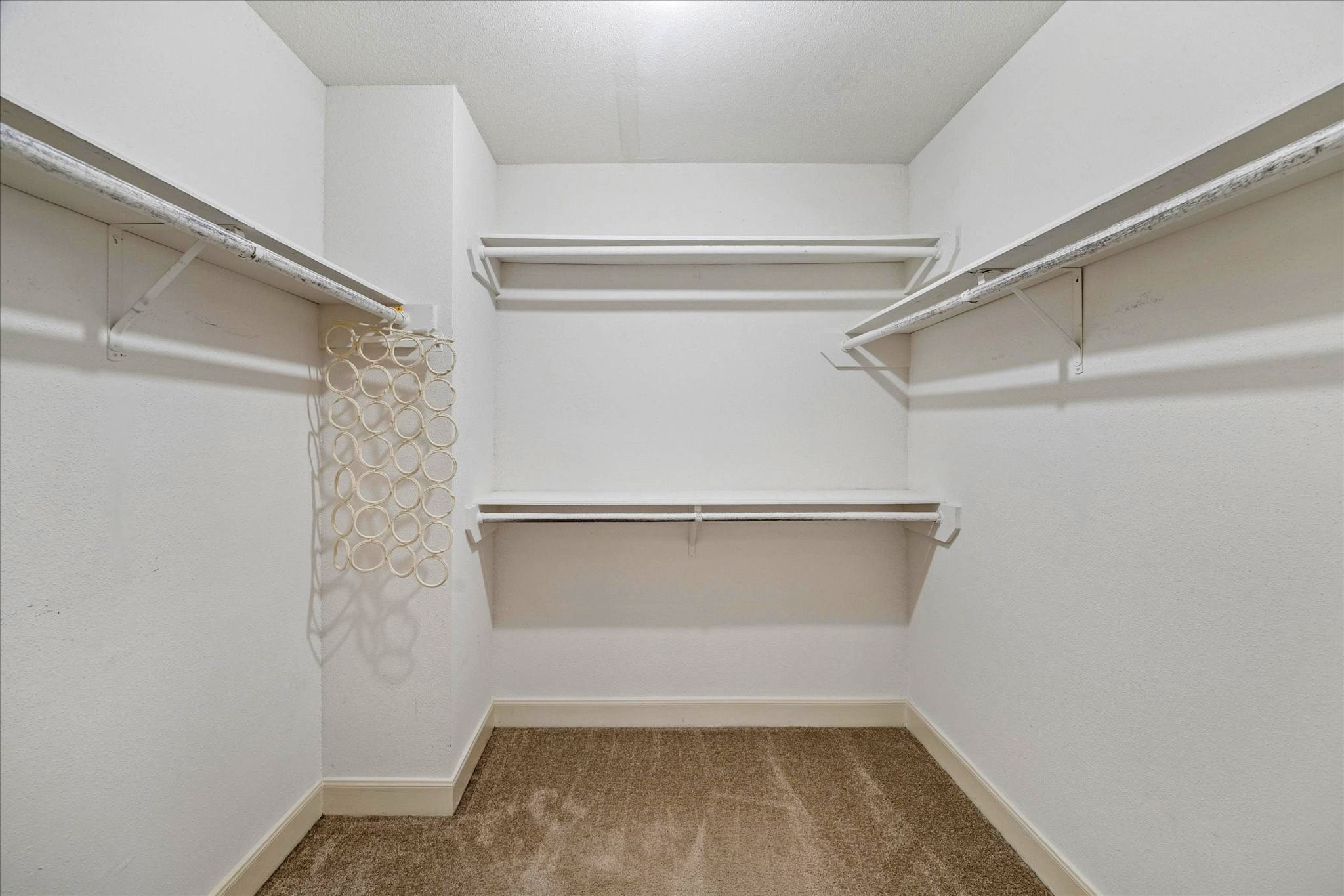 880 Tully Street, Unit 13 Houston, TX 77079 - Photo 21 of 27 a view of small space