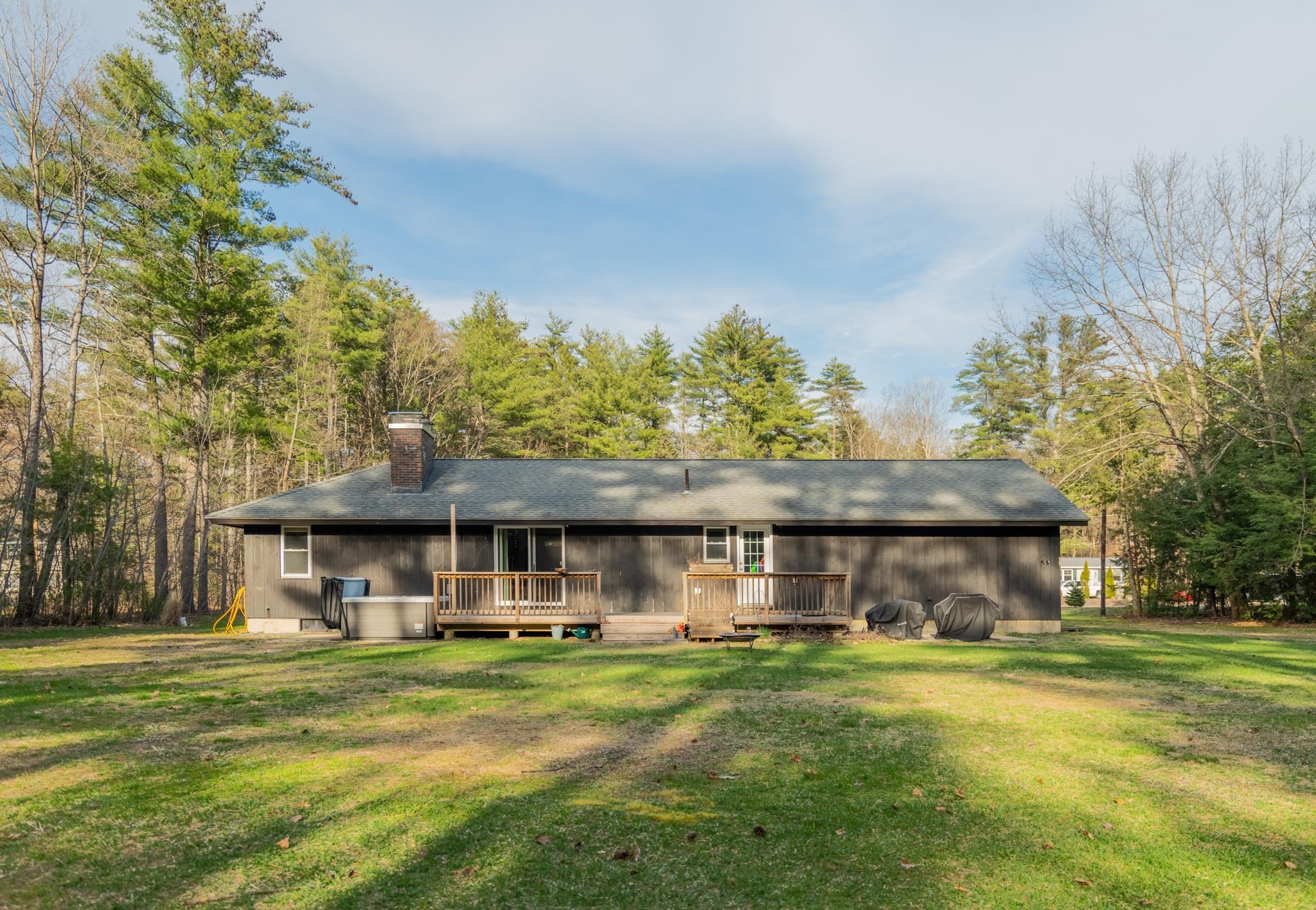 49 Meetinghouse Road Merrimack, NH 03054 - Photo 13 of 26