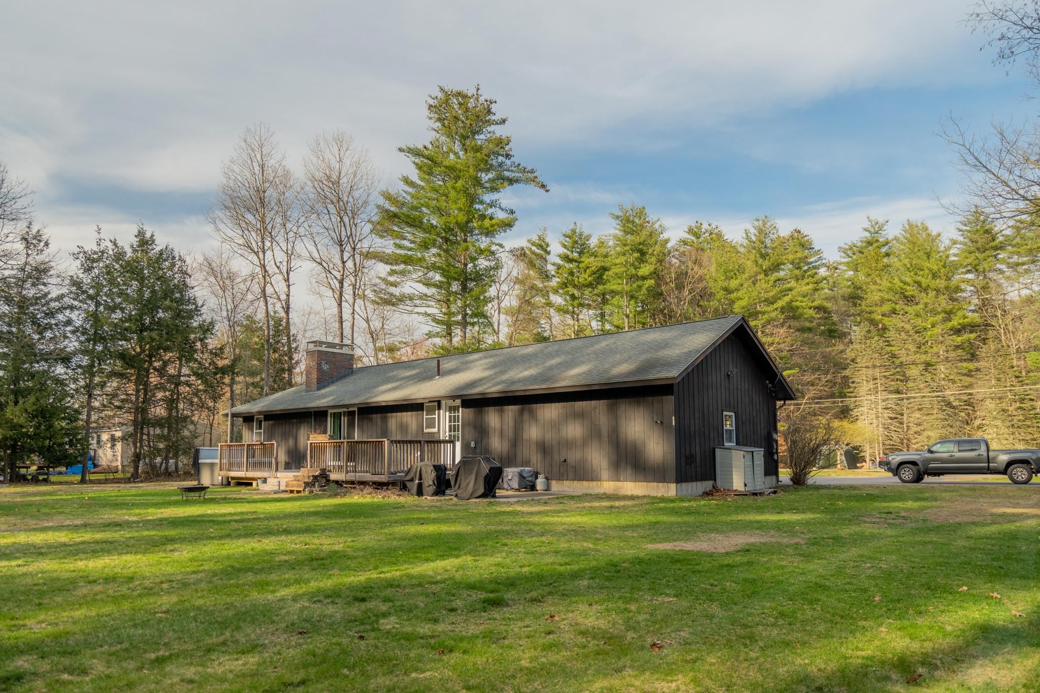 49 Meetinghouse Road Merrimack, NH 03054 - Photo 2 of 26