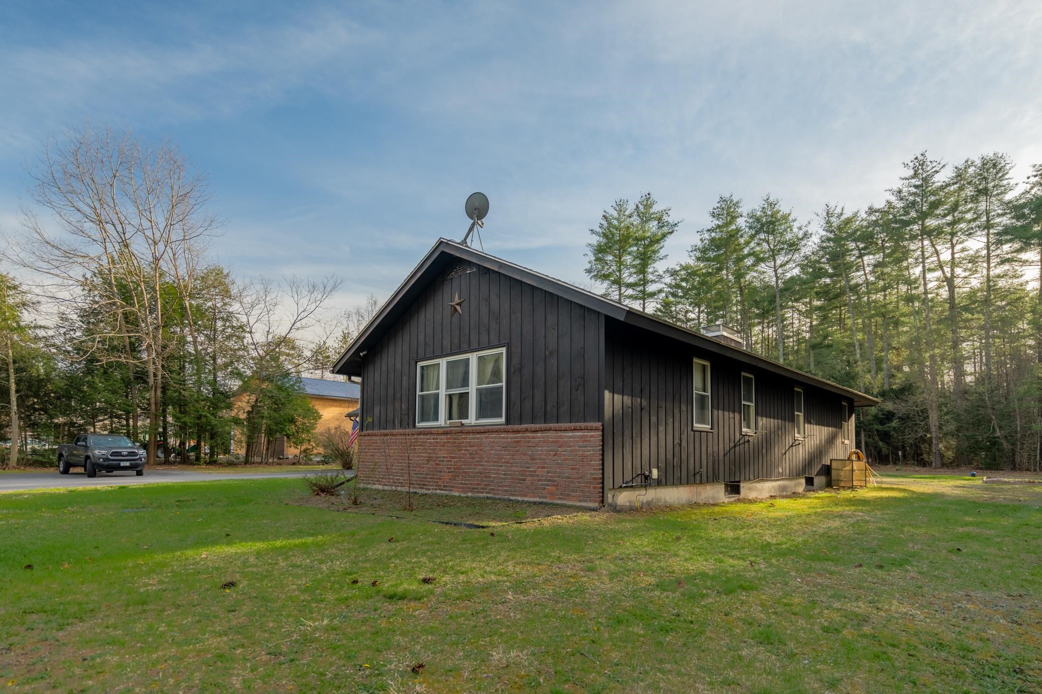 49 Meetinghouse Road Merrimack, NH 03054 - Photo 23 of 26
