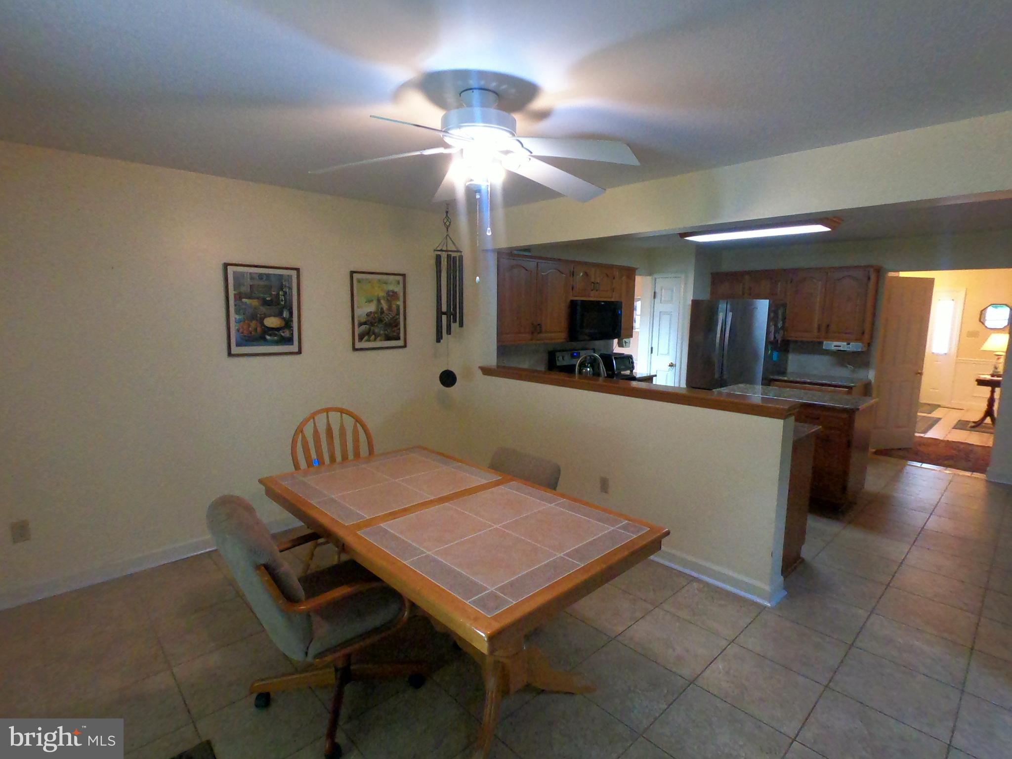 124 Grande Boulevard Sinking Spring, PA 19608 - Photo 13 of 44 Breakfast area