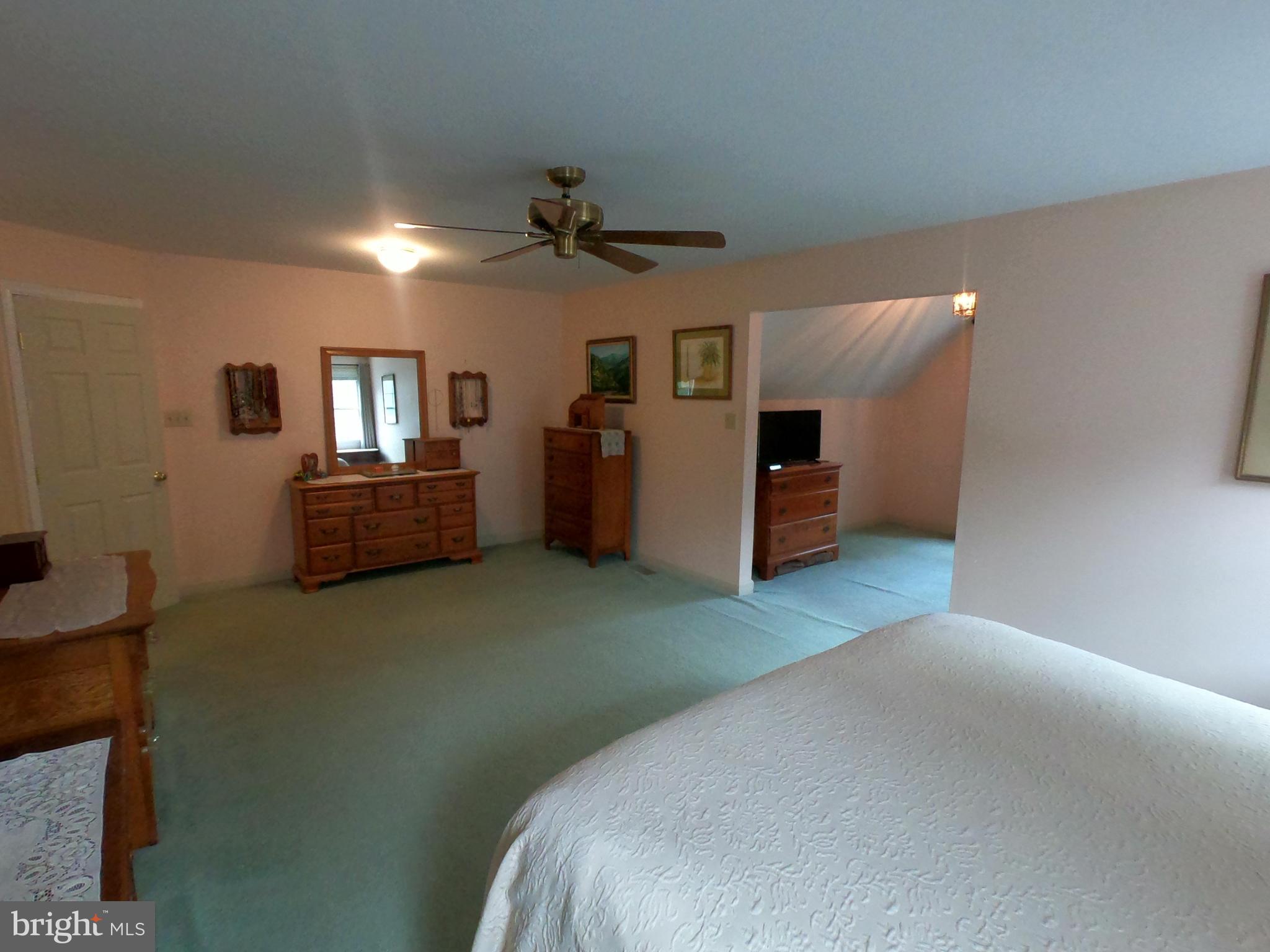 124 Grande Boulevard Sinking Spring, PA 19608 - Photo 21 of 44 Gallery Image 21