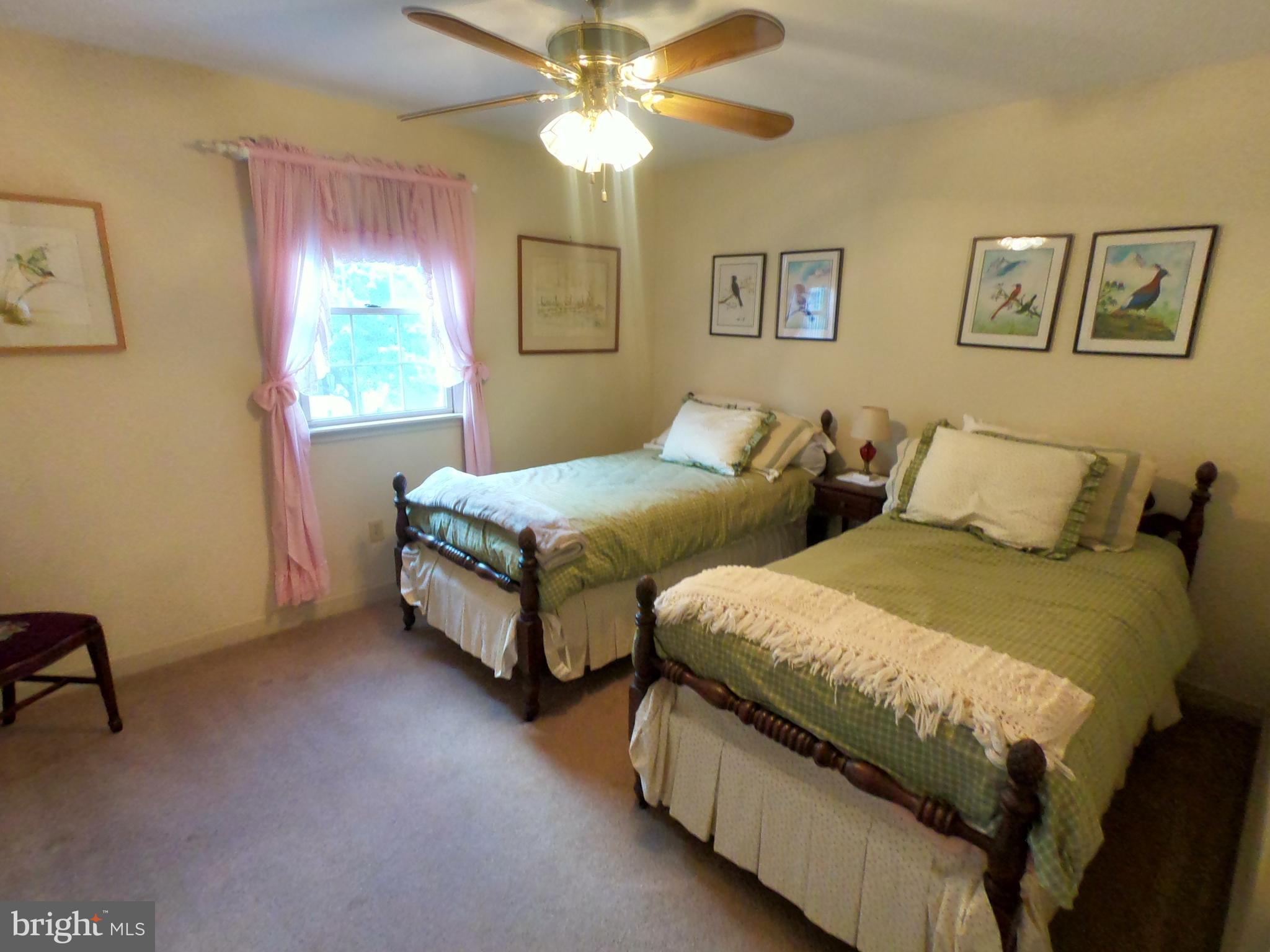 124 Grande Boulevard Sinking Spring, PA 19608 - Photo 26 of 44 Bedroom 2