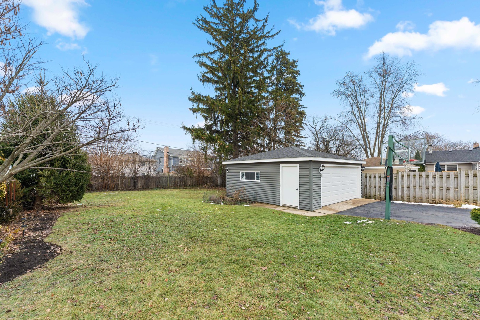 1217 Sunset Road Wheaton, IL 60189 - Photo 34 of 37 Gallery Image 34