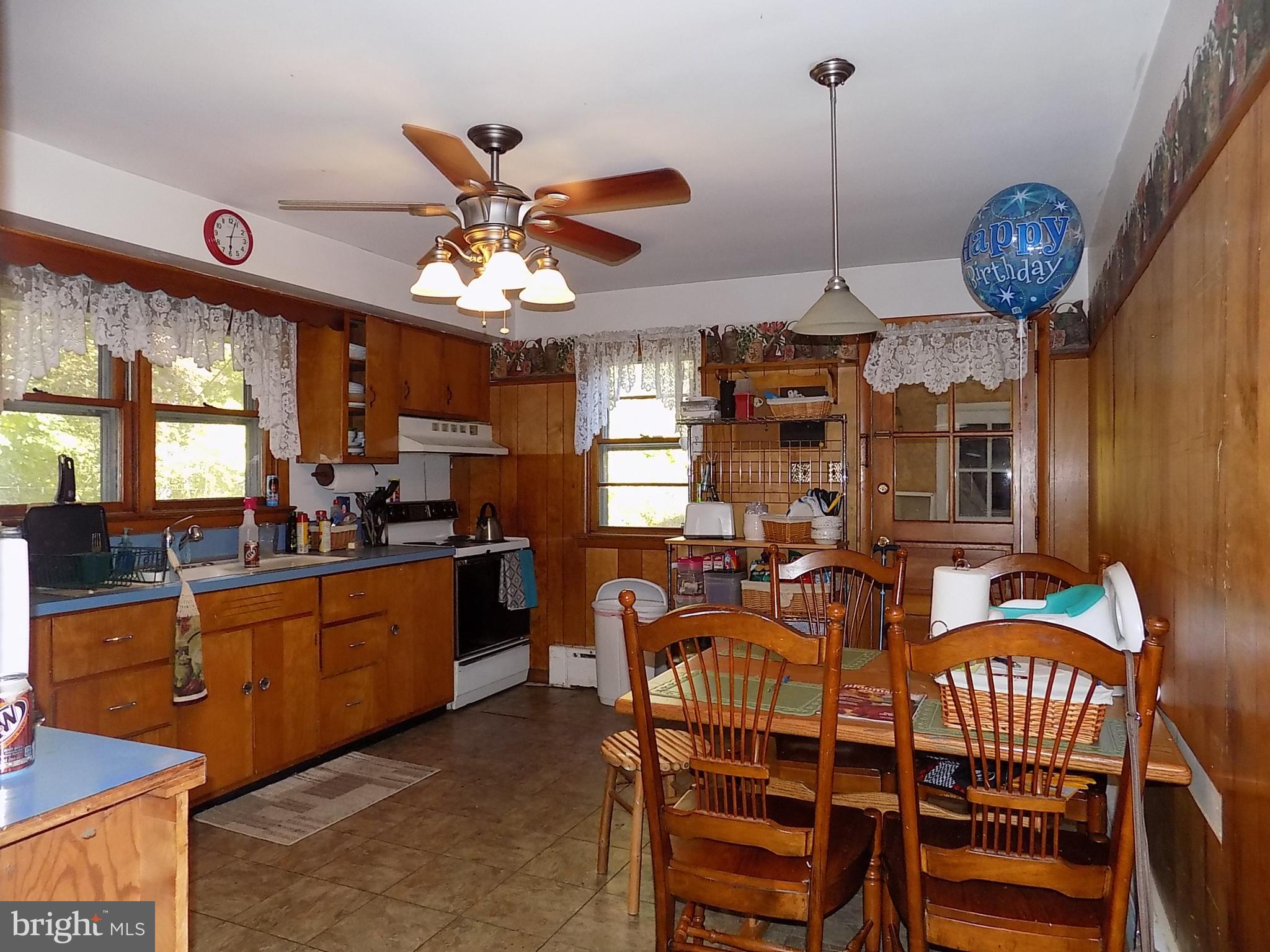 119 Canterbury Road Fairless Hills, PA 19030 - Photo 9 of 25 Gallery Image 9