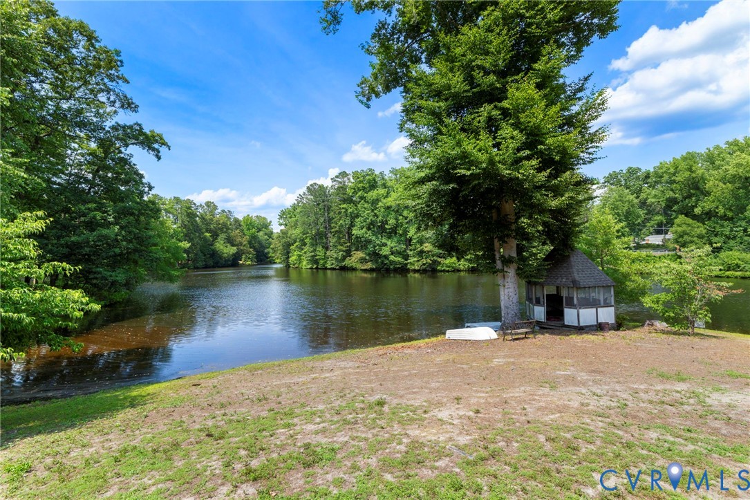 4512 Forrestal Road Chester, VA 23831 - Photo 39 of 47
