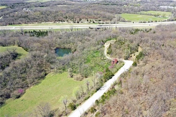 $950,000 | 9817 Hollingsworth Road, Kansas City, KS 66109