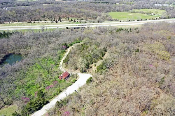 $950,000 | 9817 Hollingsworth Road, Kansas City, KS 66109