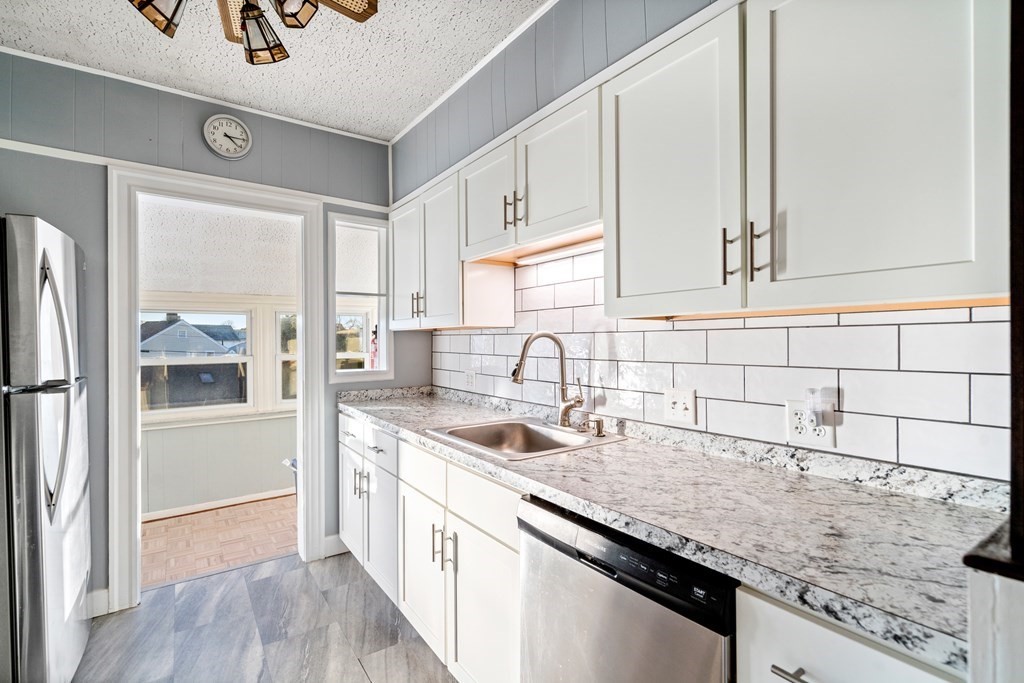 14-16 Windsor Road Medford, MA 02155 - Photo 8 of 39 Gallery Image 8