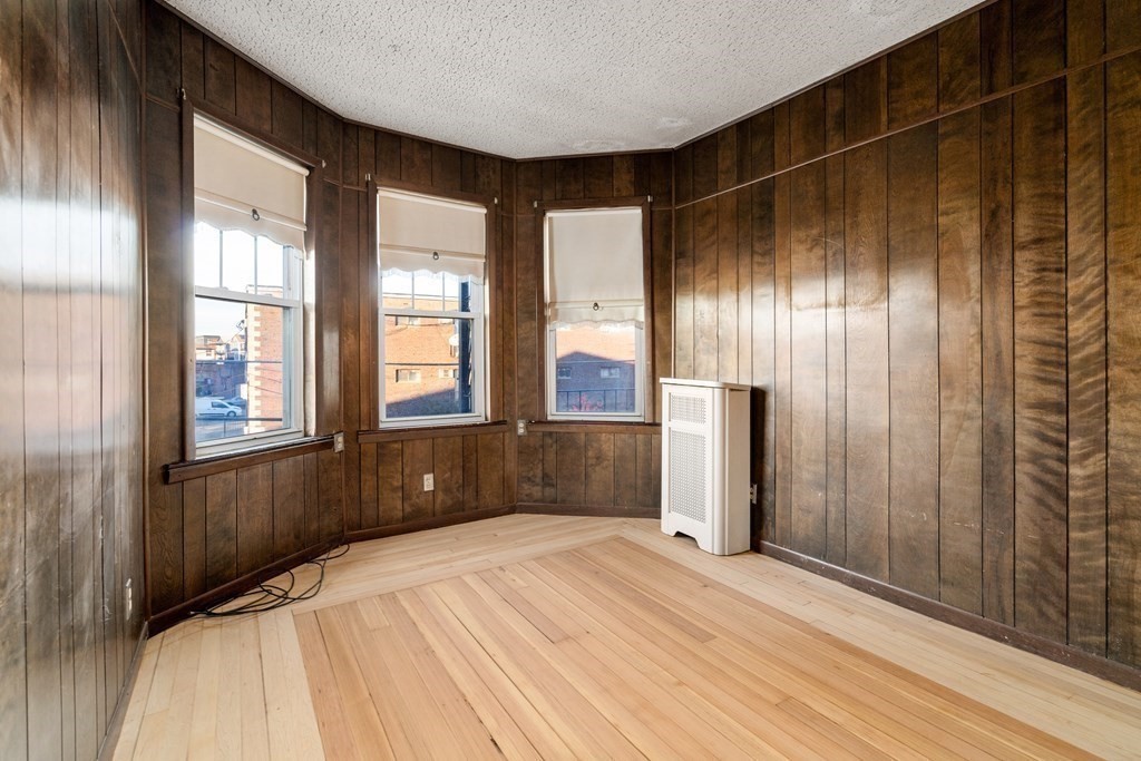 14-16 Windsor Road Medford, MA 02155 - Photo 10 of 39 Gallery Image 10
