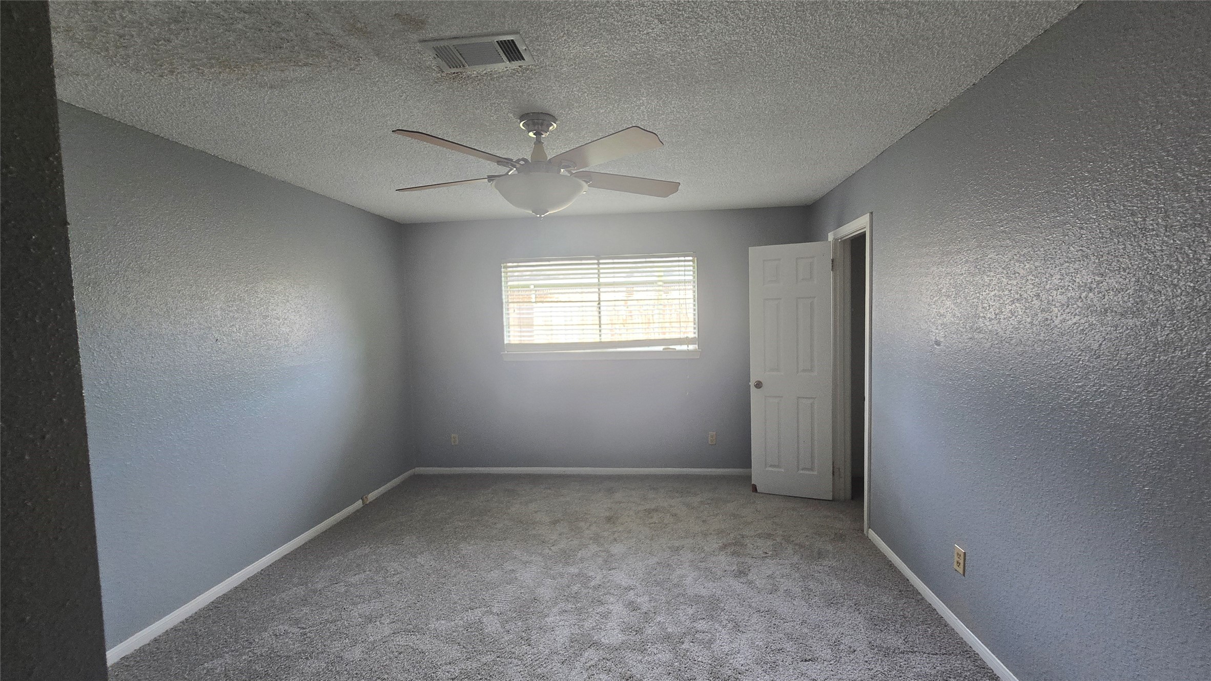 2110 Eagle Point Road Crosby, TX 77532 - Photo 15 of 16 2nd bedroom