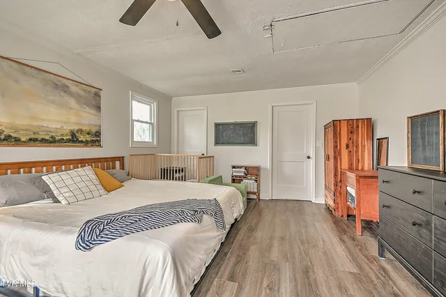 $199,600 | 252 Asheville Avenue, Mount Carmel, TN 37645