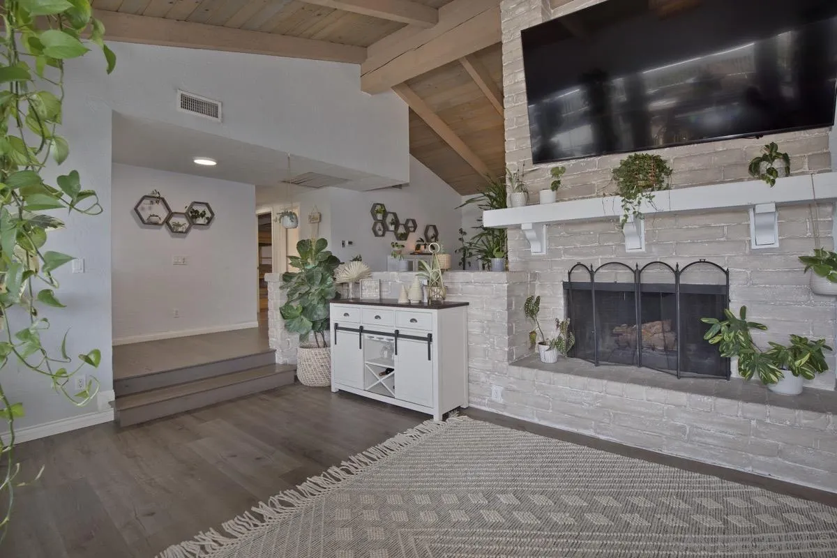 2659 Daisy Lane Fallbrook, CA 92028 - Photo 3 of 28 Gallery Image 3