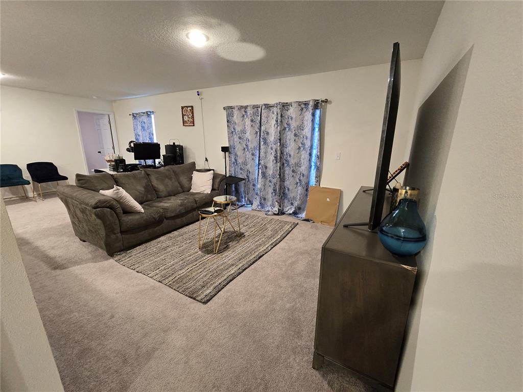 15768 Southwest 19th Avenue Road Ocala, FL 34473 - Photo 5 of 18