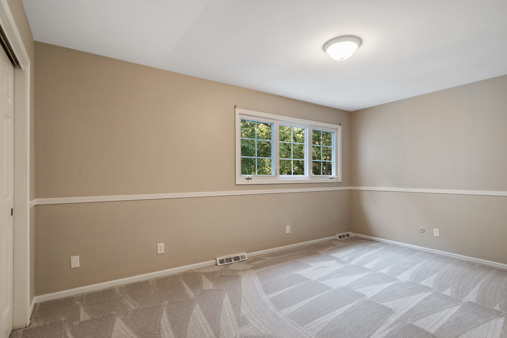 48 Winthrop New Road Sugar Grove, IL 60554 - Photo 16 of 30 Gallery Image 16
