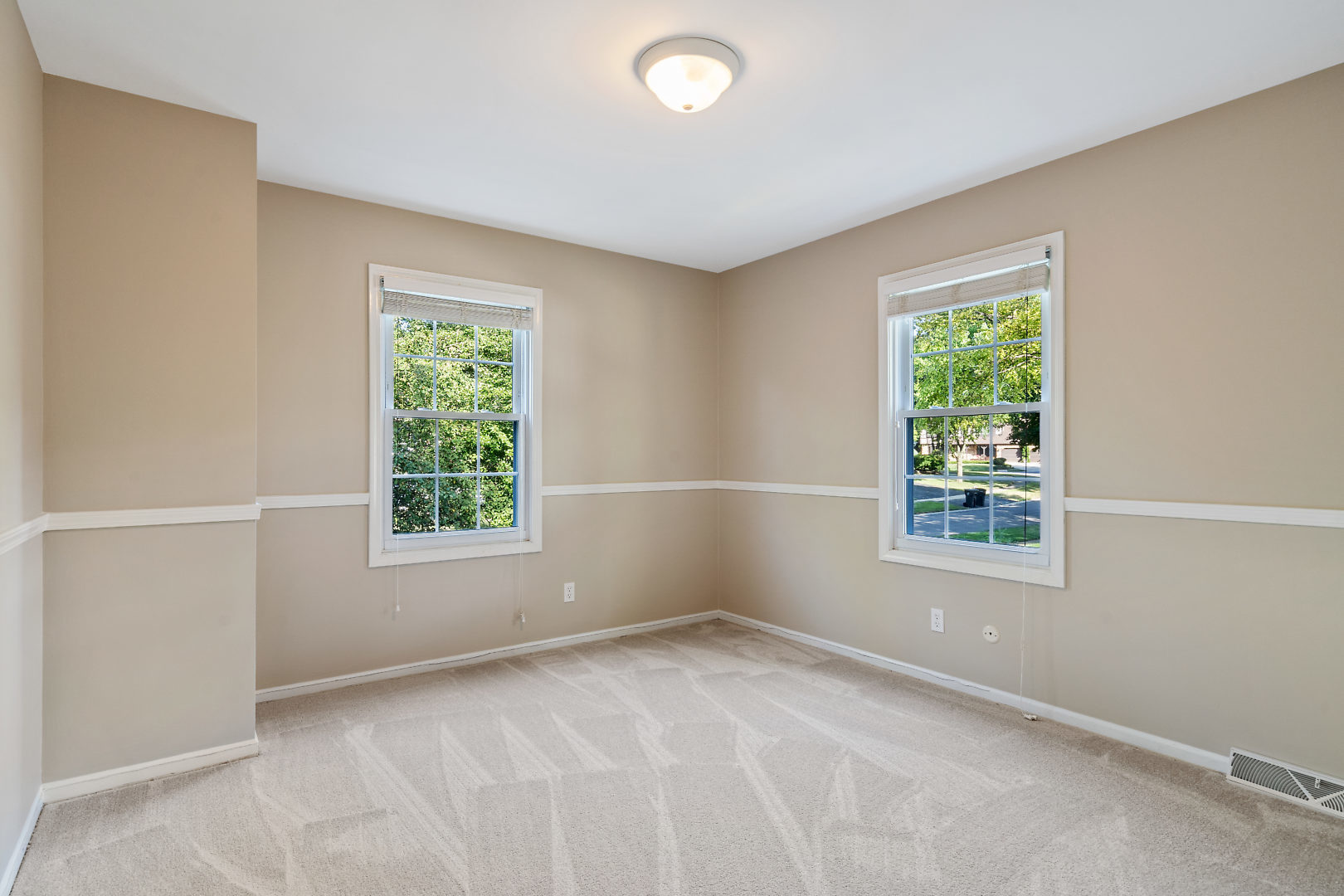 48 Winthrop New Road Sugar Grove, IL 60554 - Photo 17 of 30 Gallery Image 17