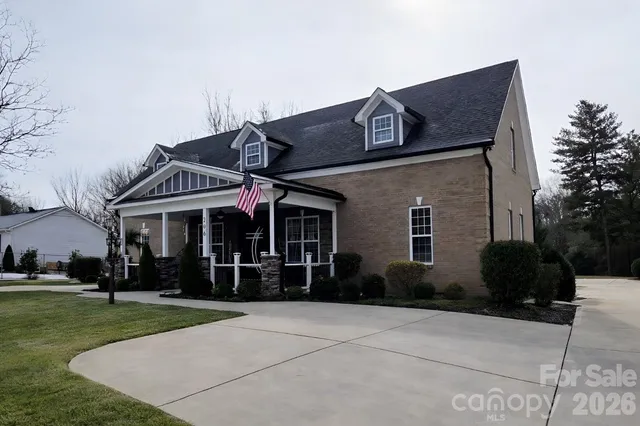 $850,000 | 206 Cedar Drive, Salisbury, NC 28147