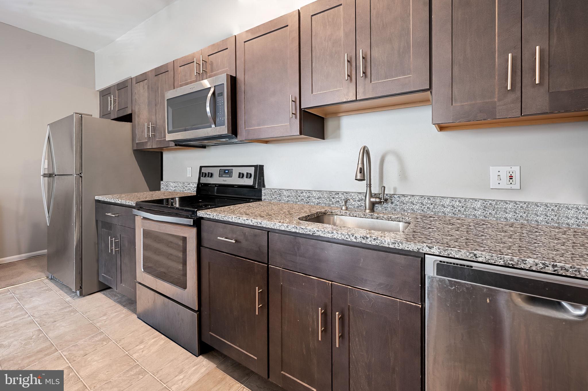 2128 Fleet Street Baltimore, MD 21231 - Photo 25 of 51 Three Bedroom Apartment