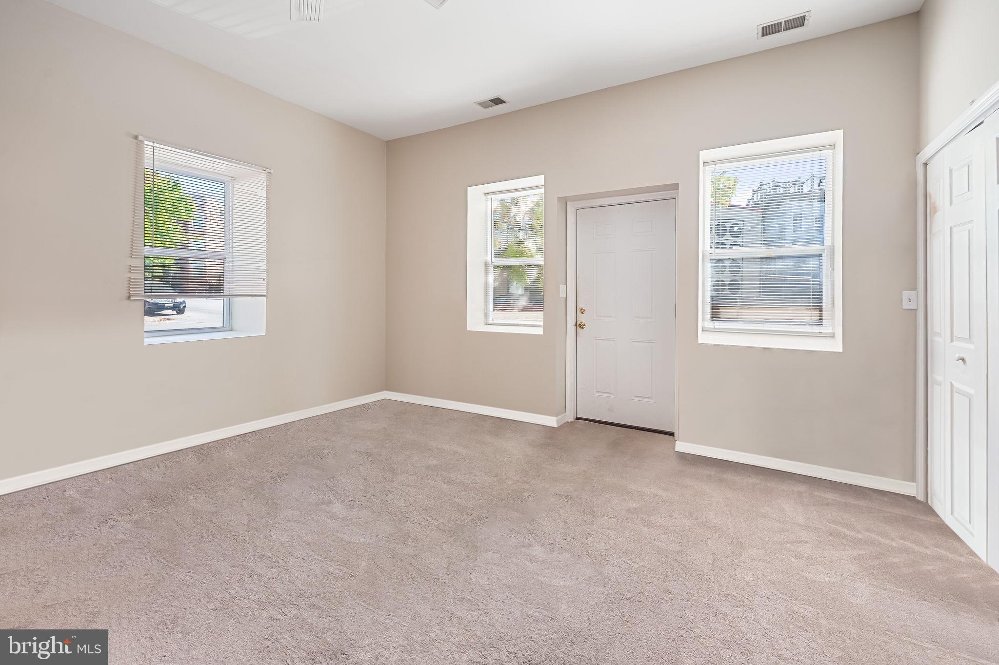 2128 Fleet Street Baltimore, MD 21231 - Photo 29 of 51 Three Bedroom Apartment