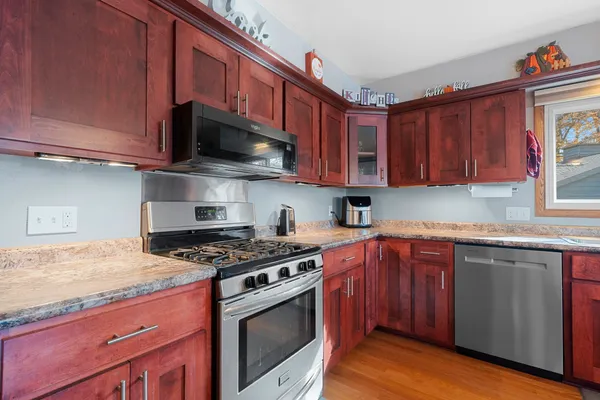 $599,900 | 250 Alpine Drive, Shawano, WI 54166