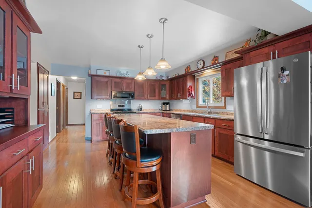 $599,900 | 250 Alpine Drive, Shawano, WI 54166