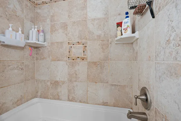 $599,900 | 250 Alpine Drive, Shawano, WI 54166