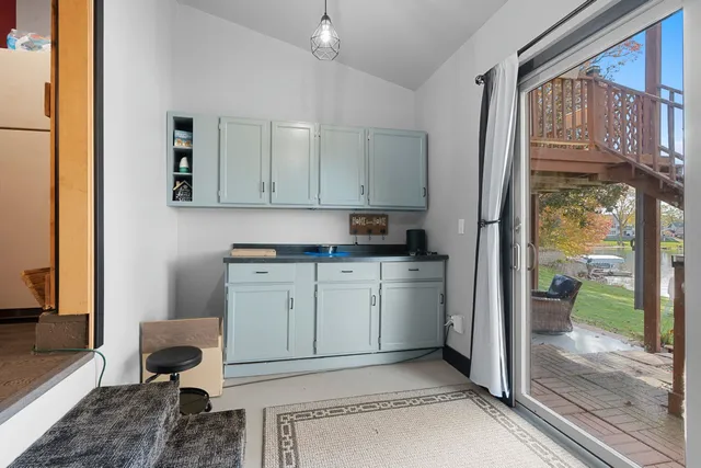 $599,900 | 250 Alpine Drive, Shawano, WI 54166