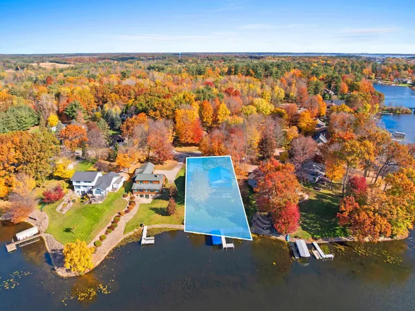 $599,900 | 250 Alpine Drive, Shawano, WI 54166