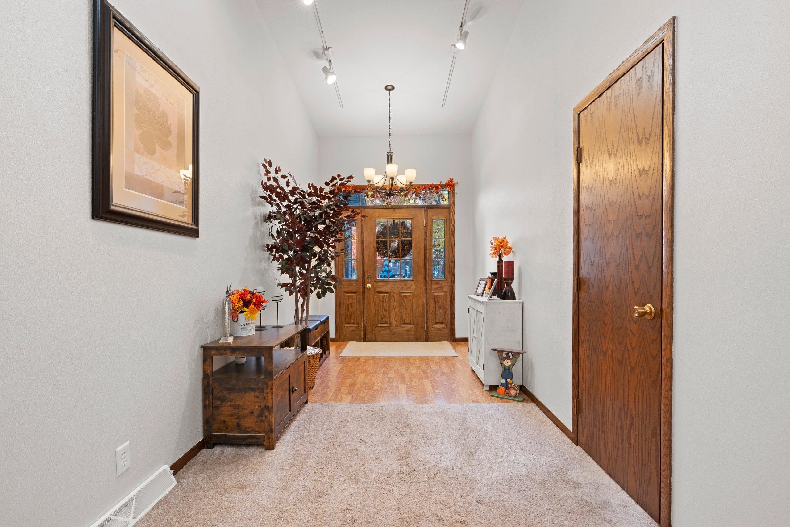 250 Alpine Drive Shawano, WI 54166 - Photo 6 of 48