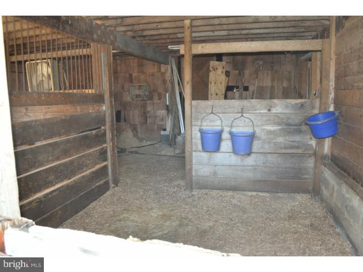1226 Morgan Road Williamstown, NJ 08094 - Photo 12 of 25 Barn