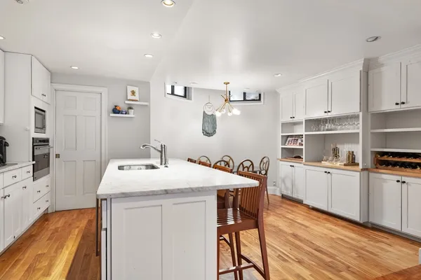 $7,000 | 96 Chandler Street, Unit 1, Boston, MA 02116