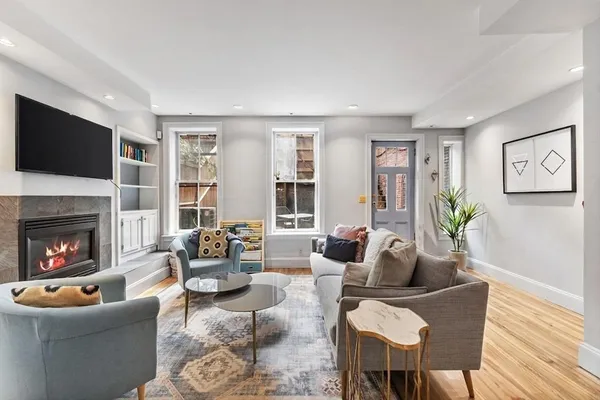 $7,000 | 96 Chandler Street, Unit 1, Boston, MA 02116