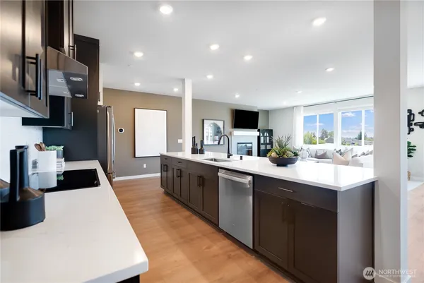 $1,078,400 | 5562 North 88th Avenue, Camas, WA 98607