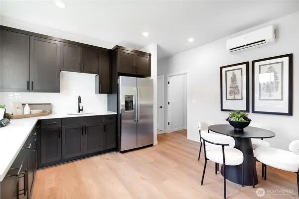 $1,078,400 | 5562 North 88th Avenue, Camas, WA 98607