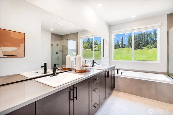 $1,078,400 | 5562 North 88th Avenue, Camas, WA 98607