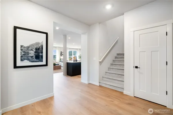 $1,078,400 | 5562 North 88th Avenue, Camas, WA 98607