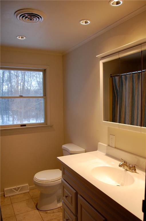 146 Cemetery Road Slippery Rock, PA 16057 - Photo 17 of 18 Bathroom