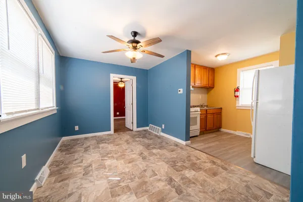 $1,400 | 323 West Peach Street, Unit B, Vineland, NJ 08360