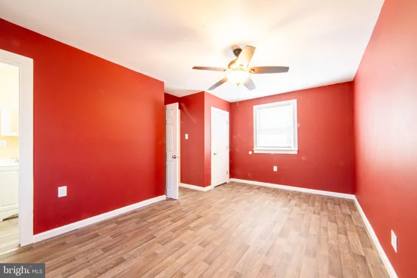 $1,400 | 323 West Peach Street, Unit B, Vineland, NJ 08360