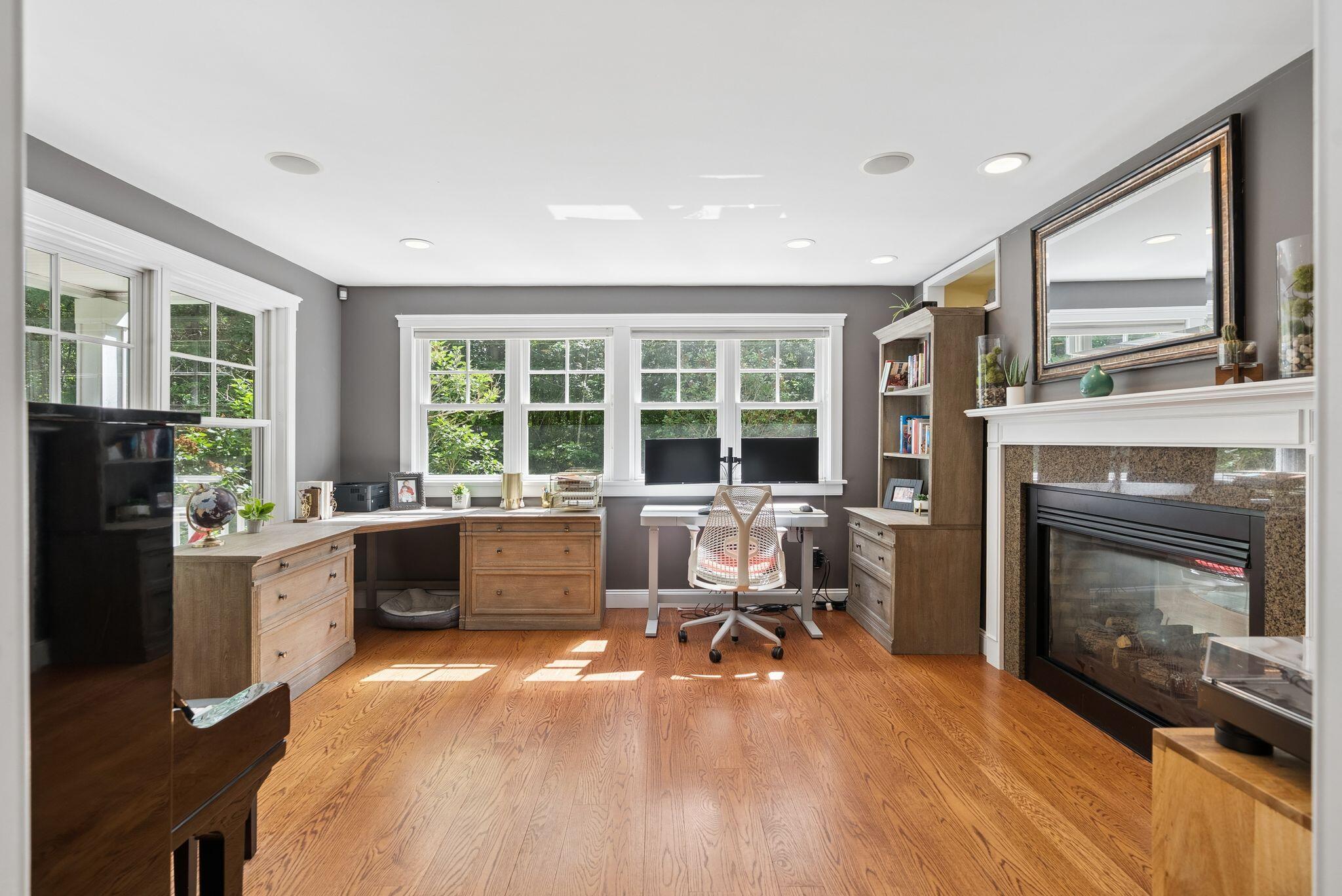 9 Fen Way Kennebunk, ME 04043 - Photo 4 of 41 33_DSC01658